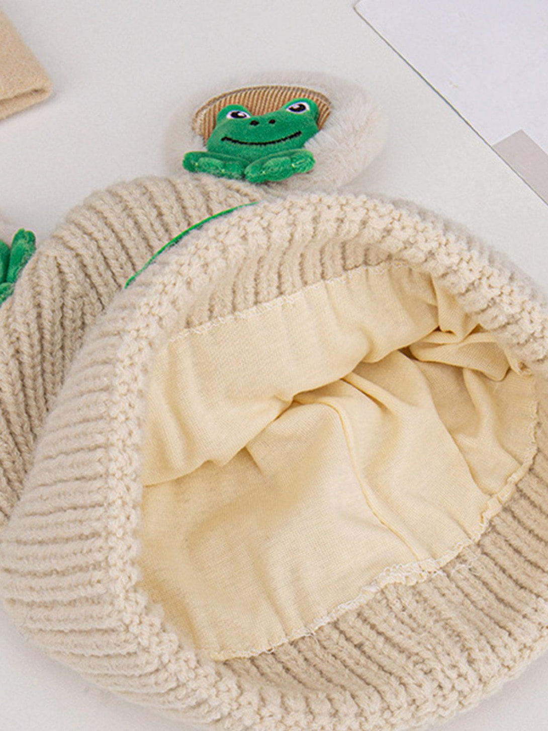 AlanBalen® - Cute Cartoon 3D Frog Knitting Hat AlanBalen